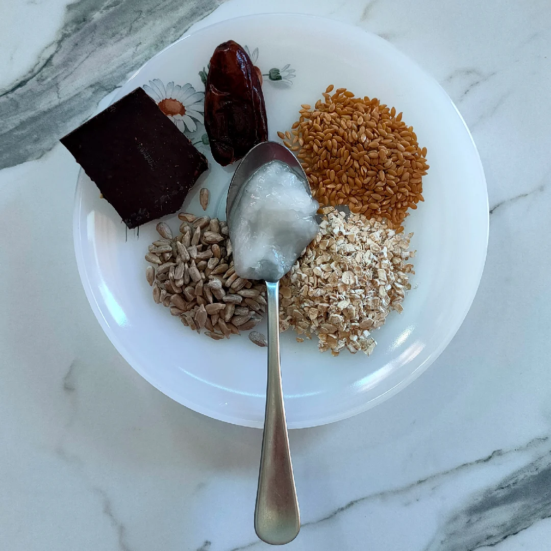 Low FODMAP Crunchy Chocolate Snack - Ingredients