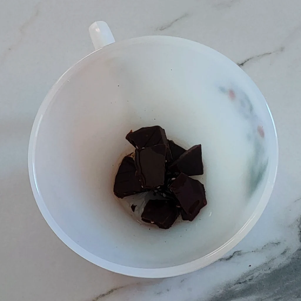 Low FODMAP Crunchy Chocolate Snack - Step 4