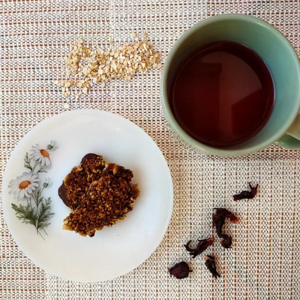 Low FODMAP Crunchy Chocolate Snack - Ready in 15 minutes
