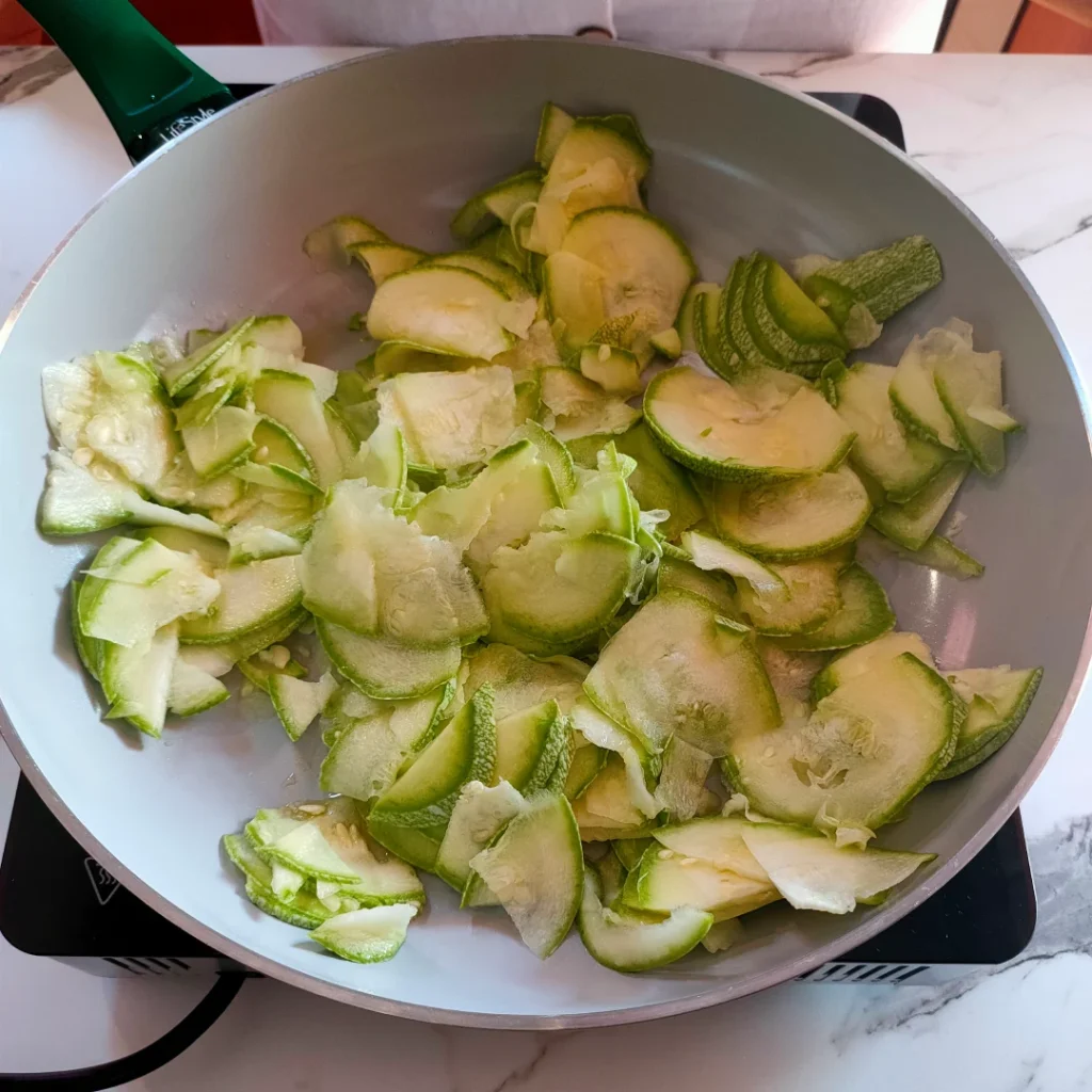 Zucchini and Lemon Low FODMAP Pasta Recipe - Step 3